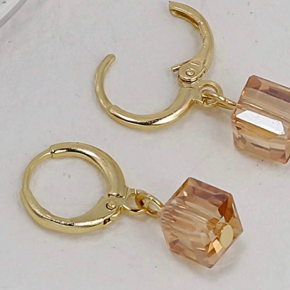 Cube Decor Drop Earrings - Picture 3 of 5